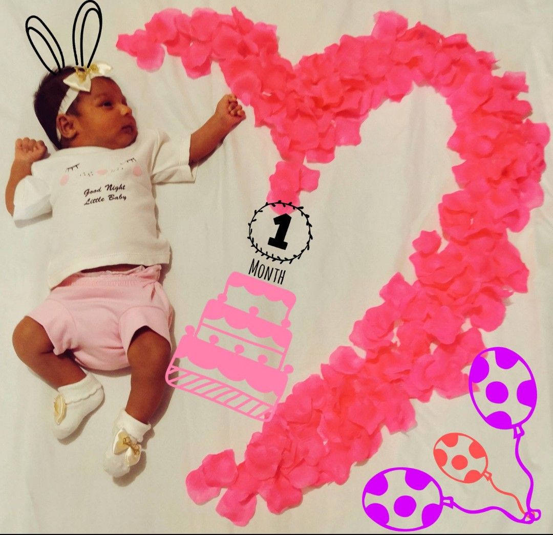 یک ماهگی نوزاد مارال تاجیک