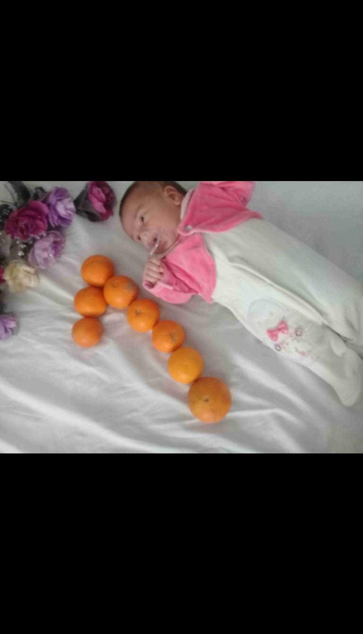 یک ماهگی نوزاد ریحانه موقاری