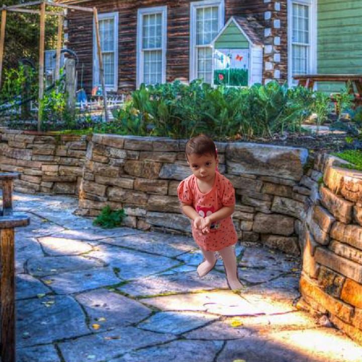 هجده ماهگی کودک ریحانه موقاری