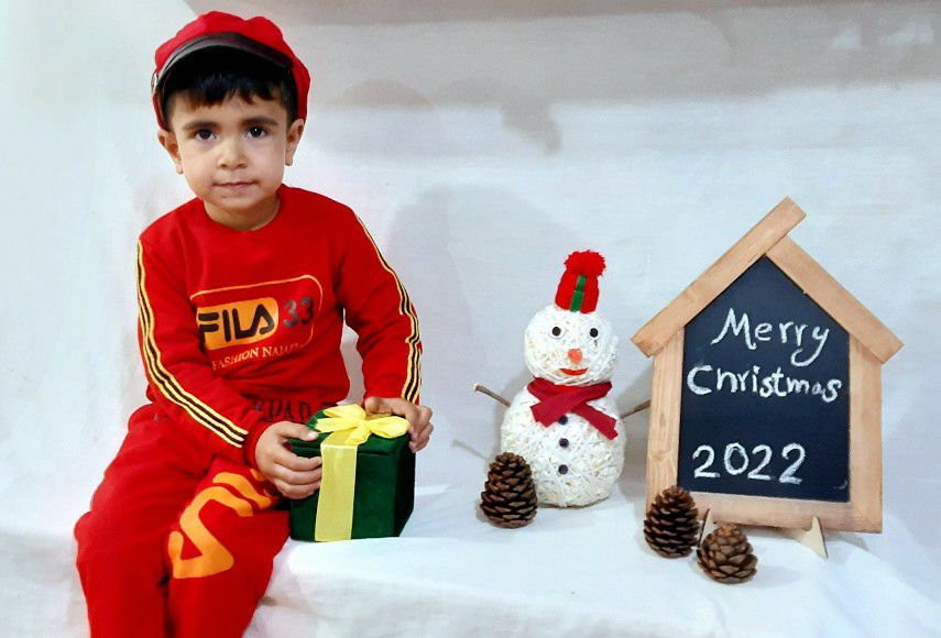 کریسمس-مبارک آیلین پور چگنی