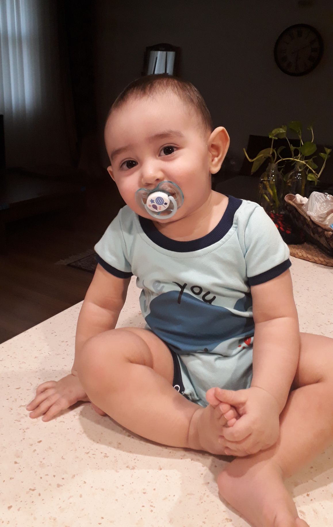 نه ماهگی نوزاد مهبد فروزنده