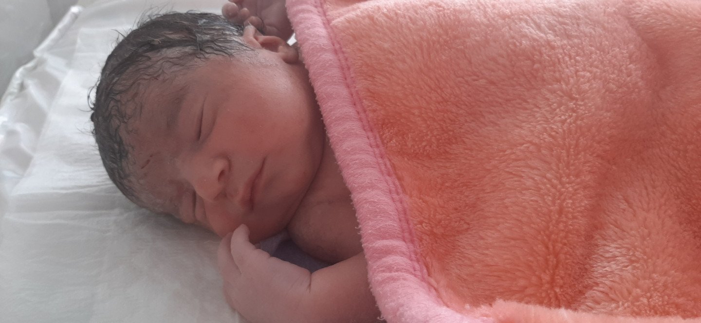 تم عکس تابستانی کودک هانا مددی