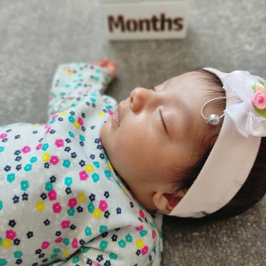 یک ماهگی نوزاد ادلیا کرمی نژاد