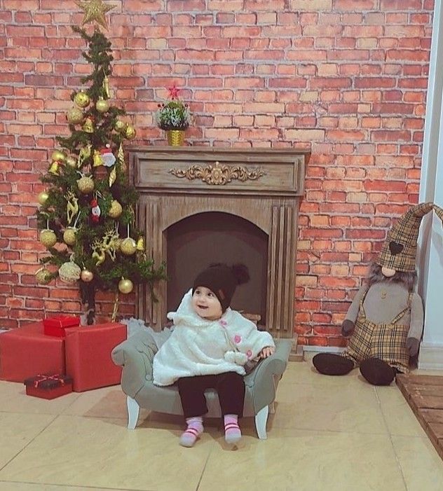 جشن کریسمس کودک جانا شکوهی