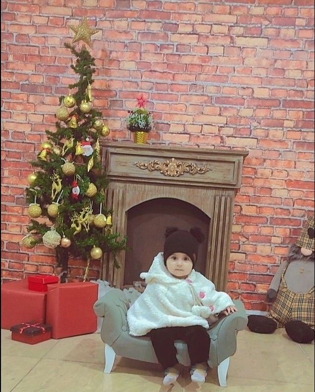 جشن کریسمس کودک جانا شکوهی