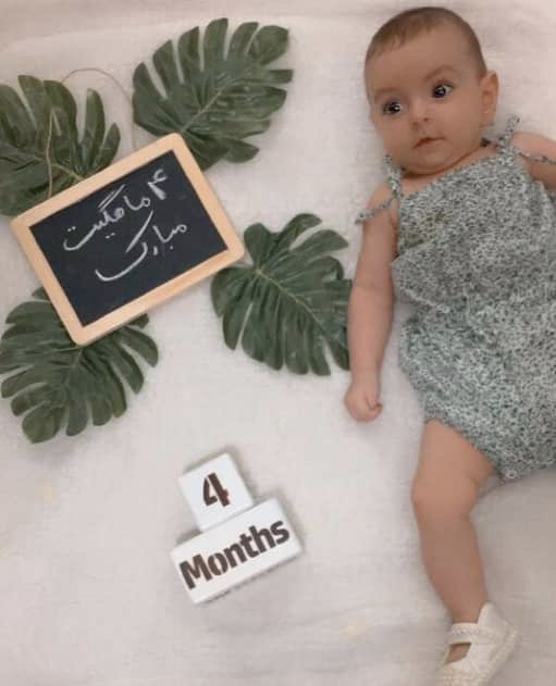 غلتیدن نوزاد رستاسادات فتحی