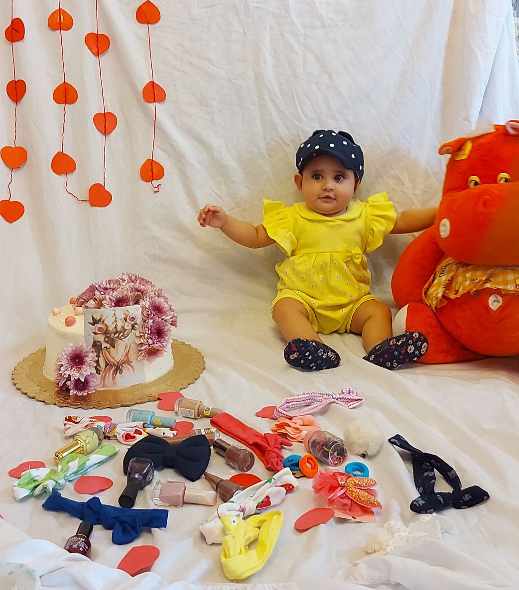 اولین نشستن نوزاد Rosha karimi