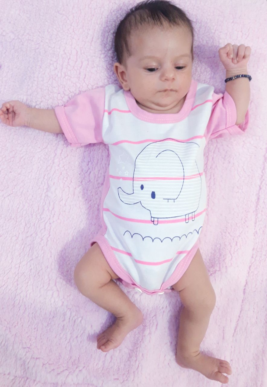 یک ماهگی نوزاد رومینا