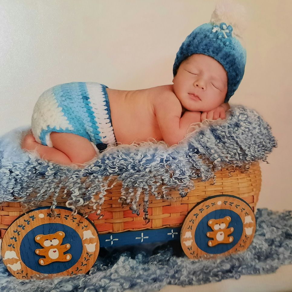 یک ماهگی نوزاد مهرزاد طالبی