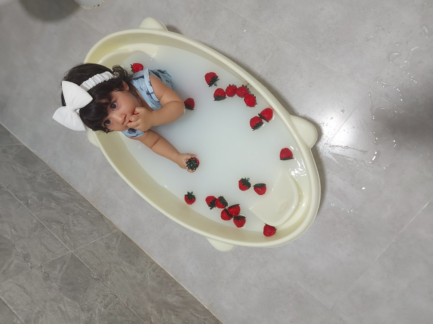 تم عکس تابستانی کودک ماهلین فیض اللهیان