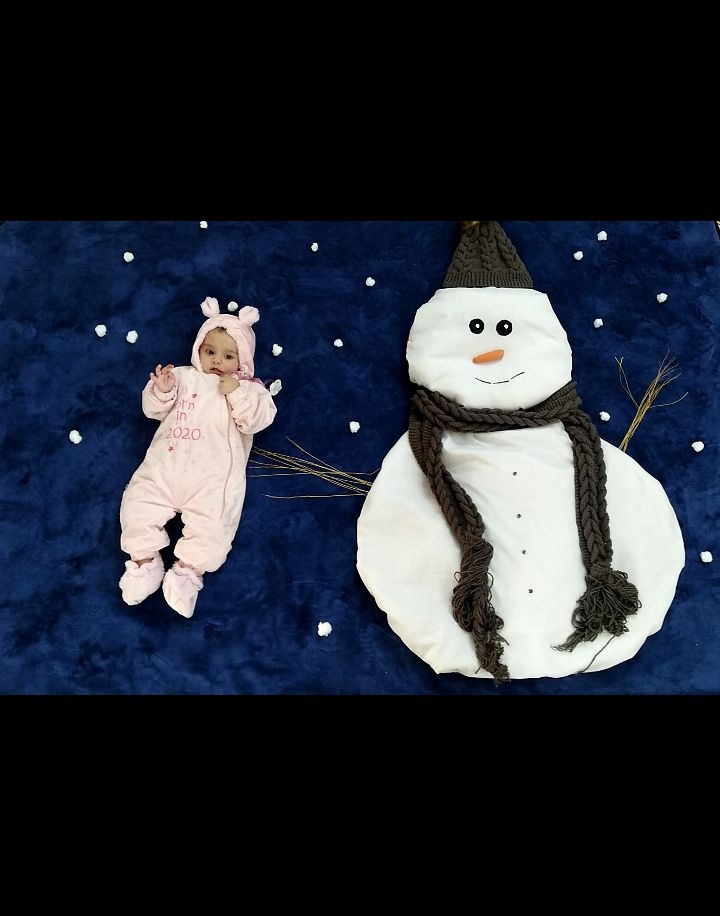 تم عکس زمستانی نوزاد آریانا بیابانی