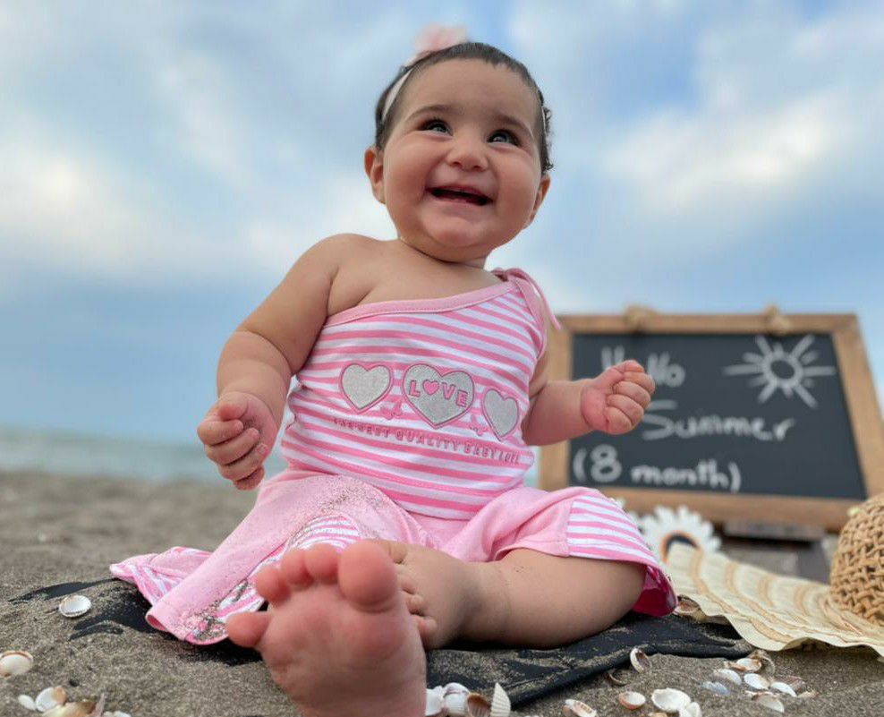 تم عکس تابستانی کودک نیلارز یگانه