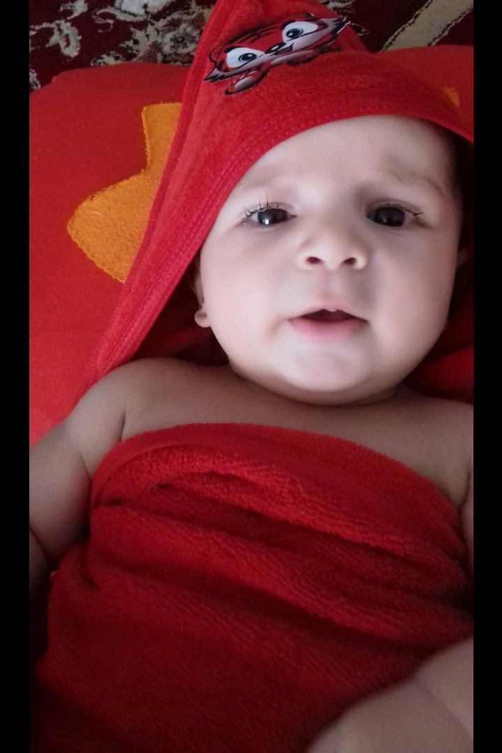 تم عکس زمستانی نوزاد حسین رضایی