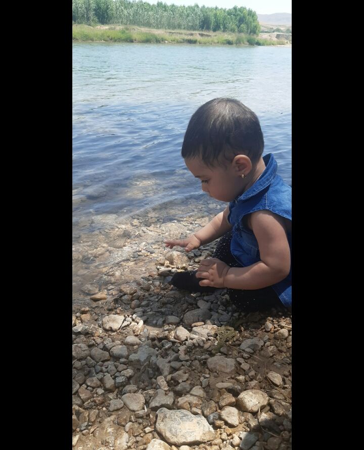 تم عکس تابستانی کودک zahra