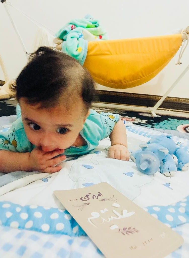 غلتیدن نوزاد امیرمحمد رومی نژاد