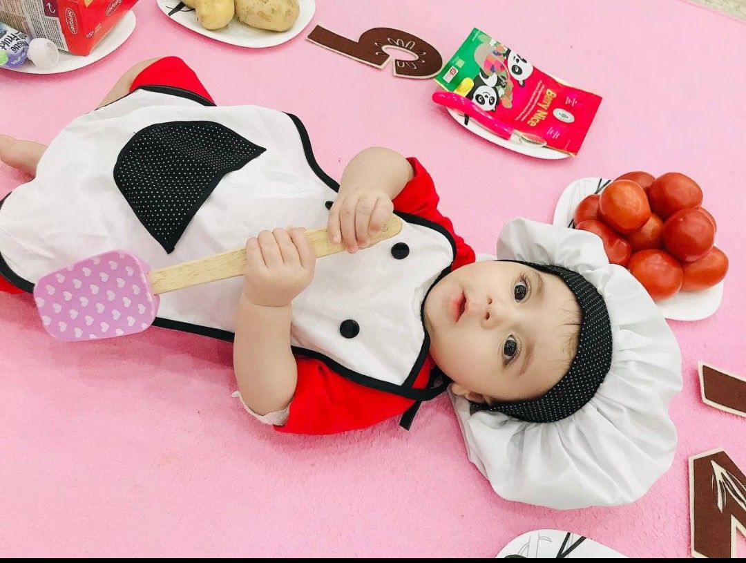 واکسن-۶-ماهگی امیرمحمد رومی نژاد