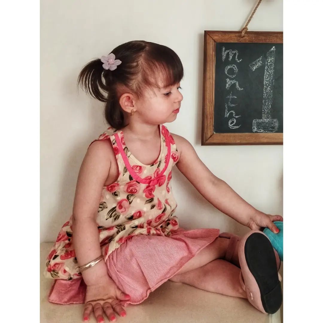 هجده ماهگی کودک نورا