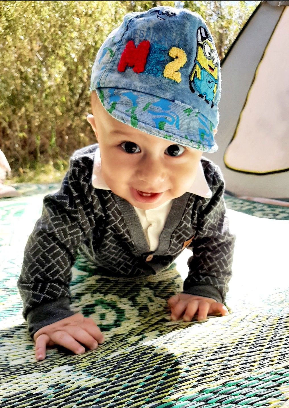 چهار‌دست و پا رفتن نوزاد شروین قاسمی