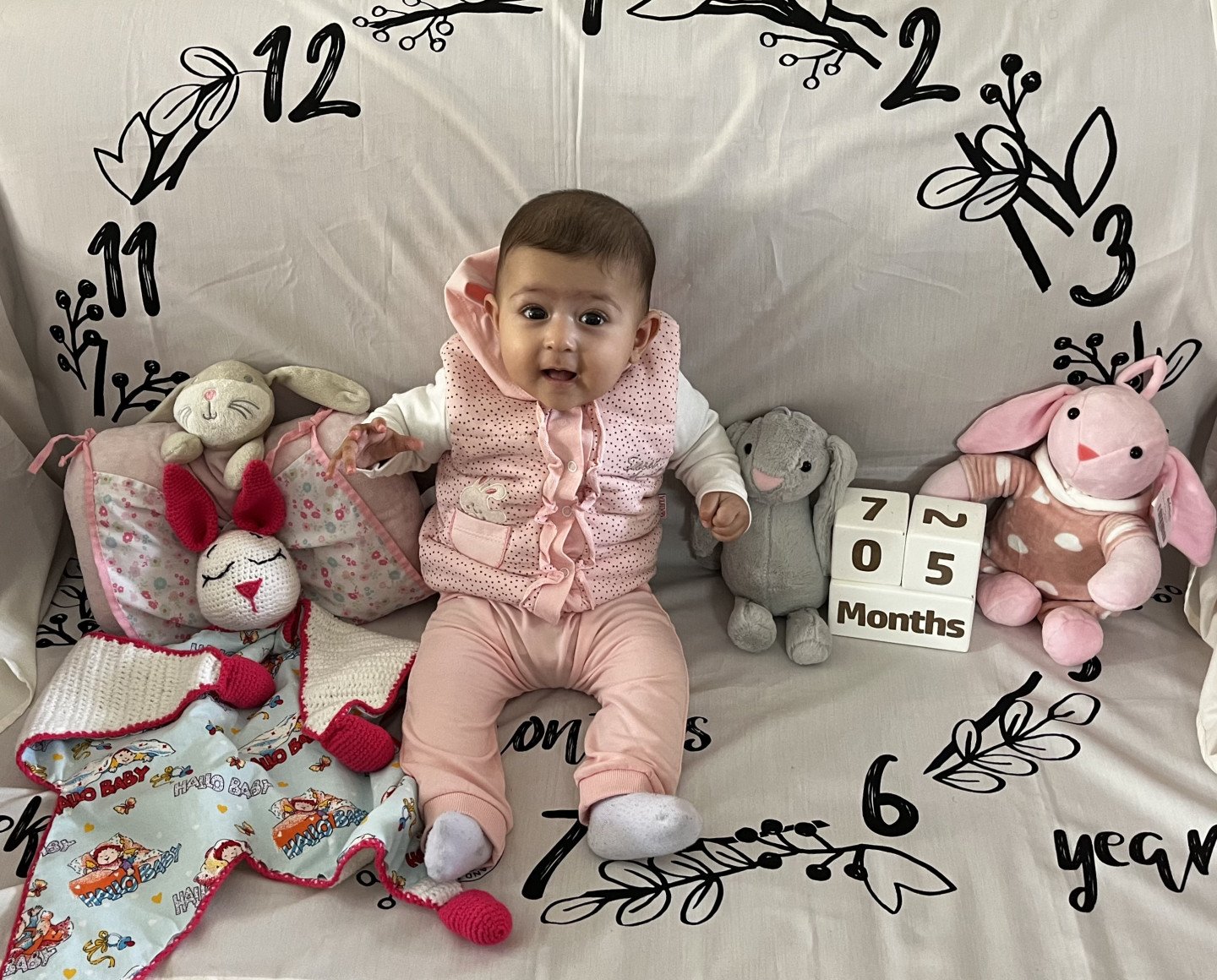 اولین نشستن نوزاد نیکسا آخوندی