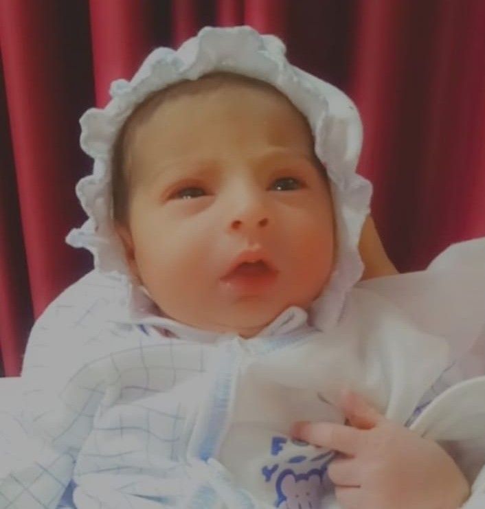 متولد شدن نوزاد آریافتاحی