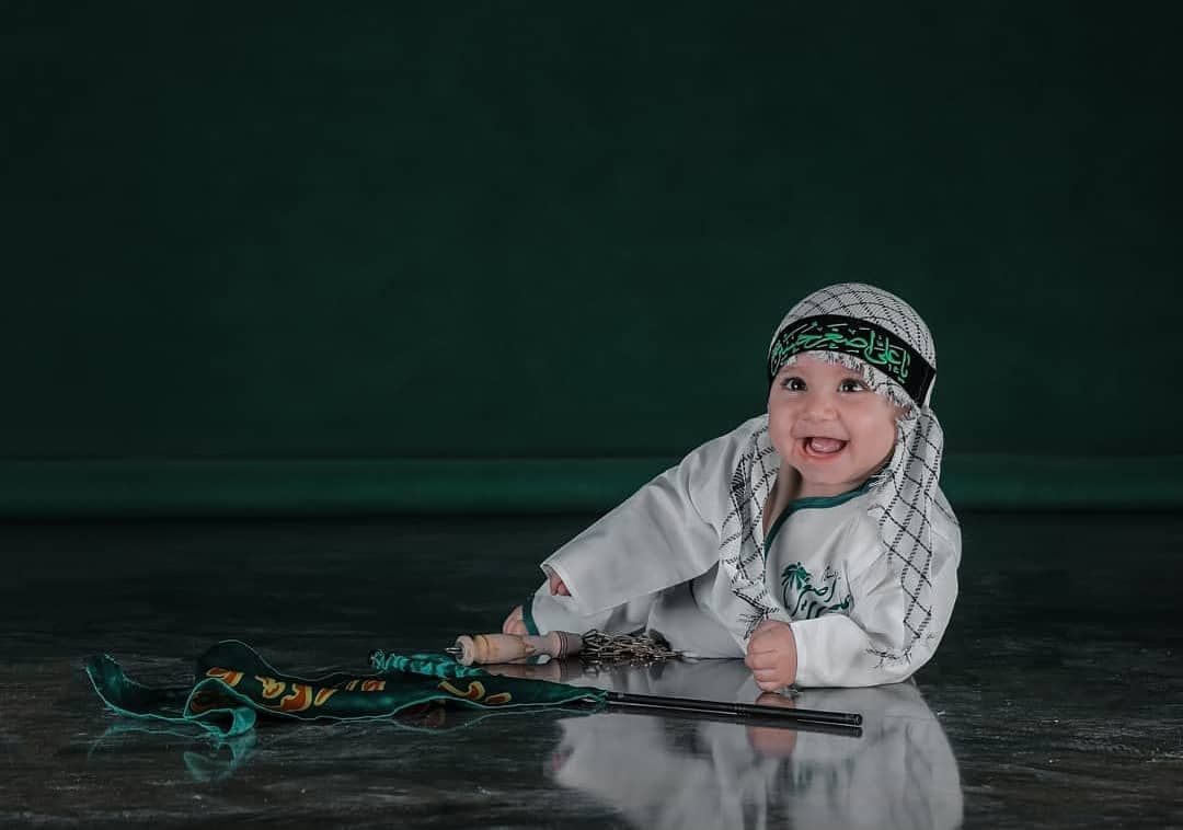 عکس محرم کودک کارن خان