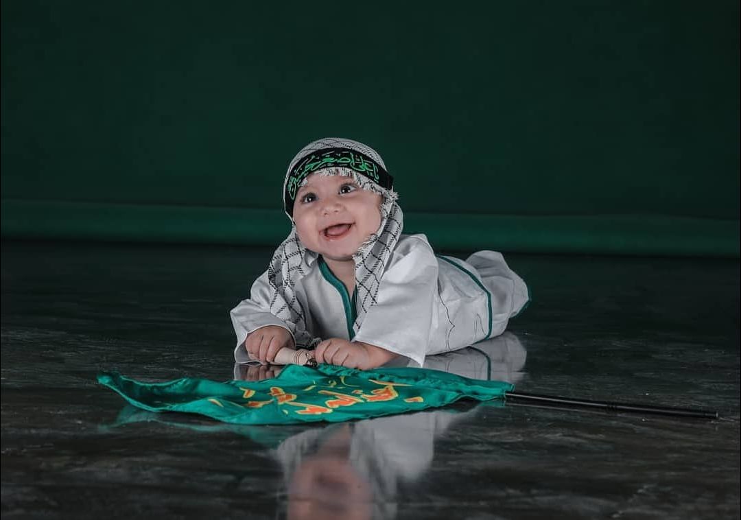 عکس محرم کودک کارن خان