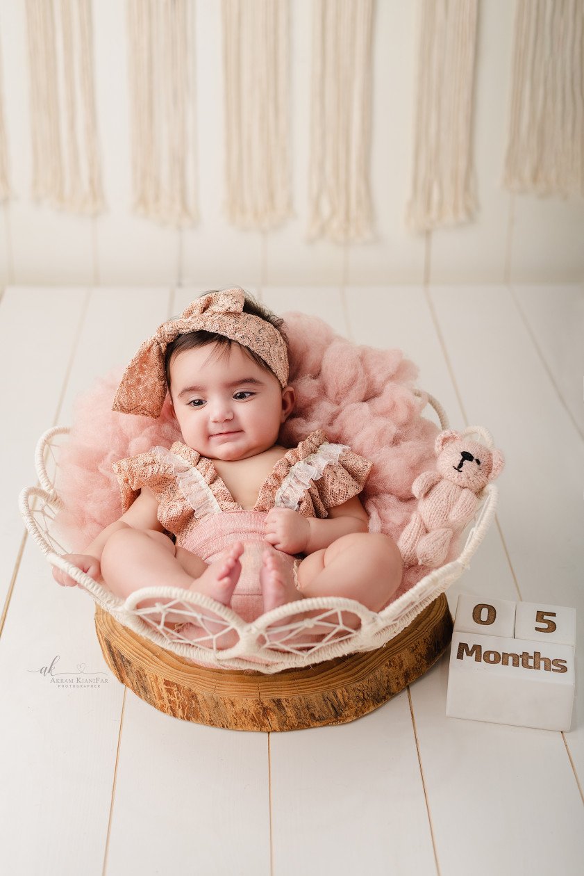 اولین نشستن نوزاد پرستش پورشمس