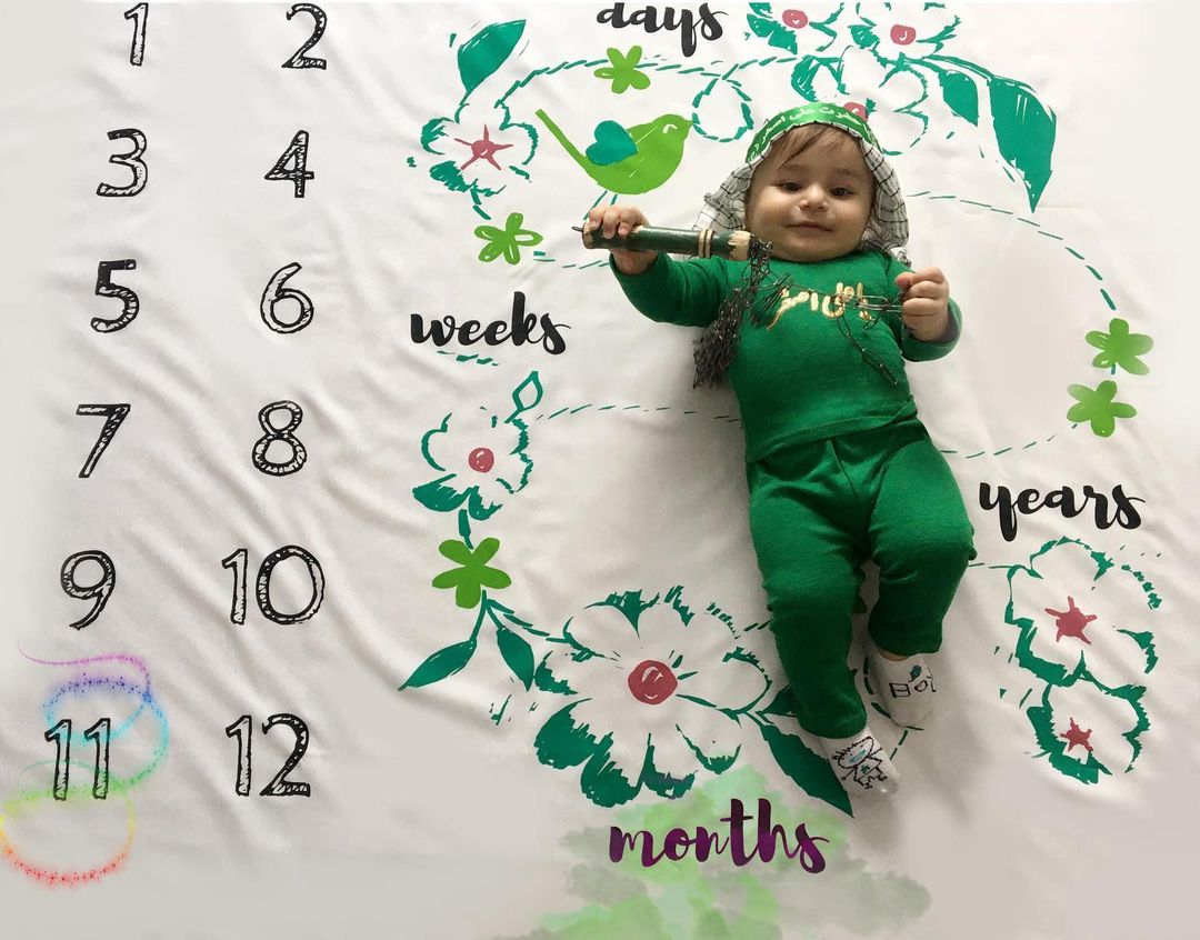 پارچه ماهگرد طرح ونوس رنگی مهدیار سبزواریان