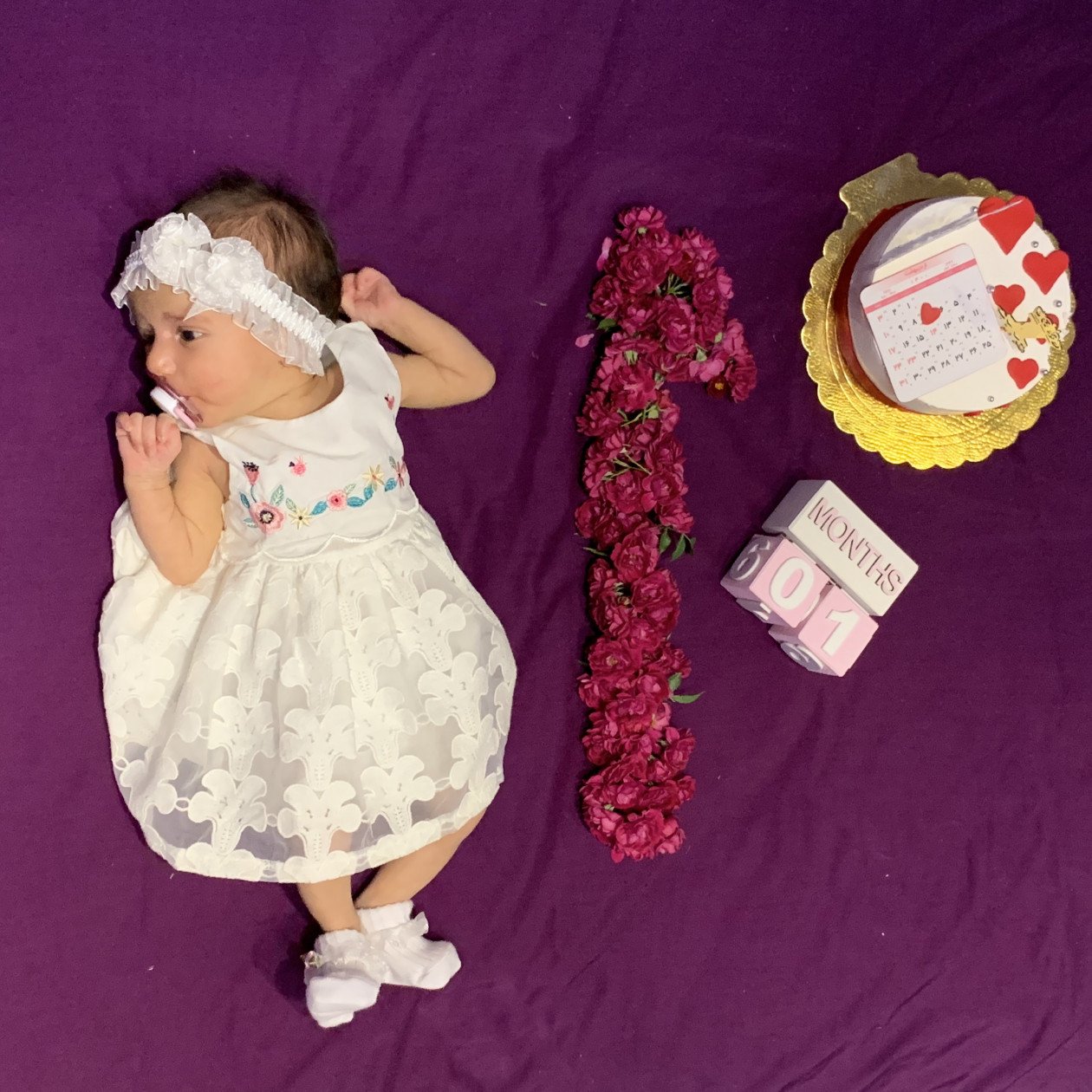 یک ماهگی نوزاد سیده آوین بحرانی