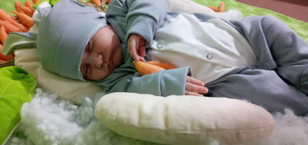 یک ماهگی نوزاد آرسین عبدل همایونی