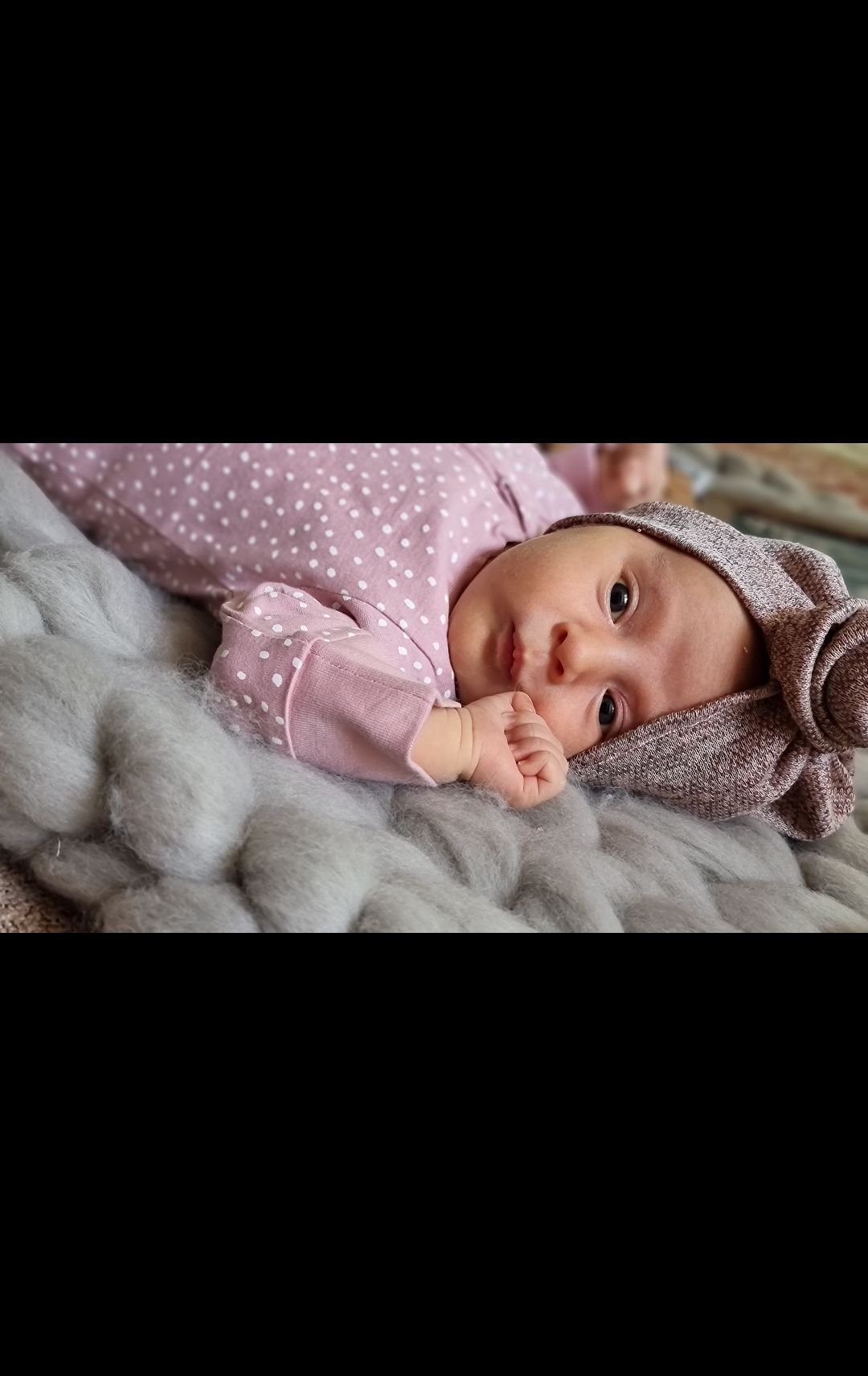 چشم رستا احمدی