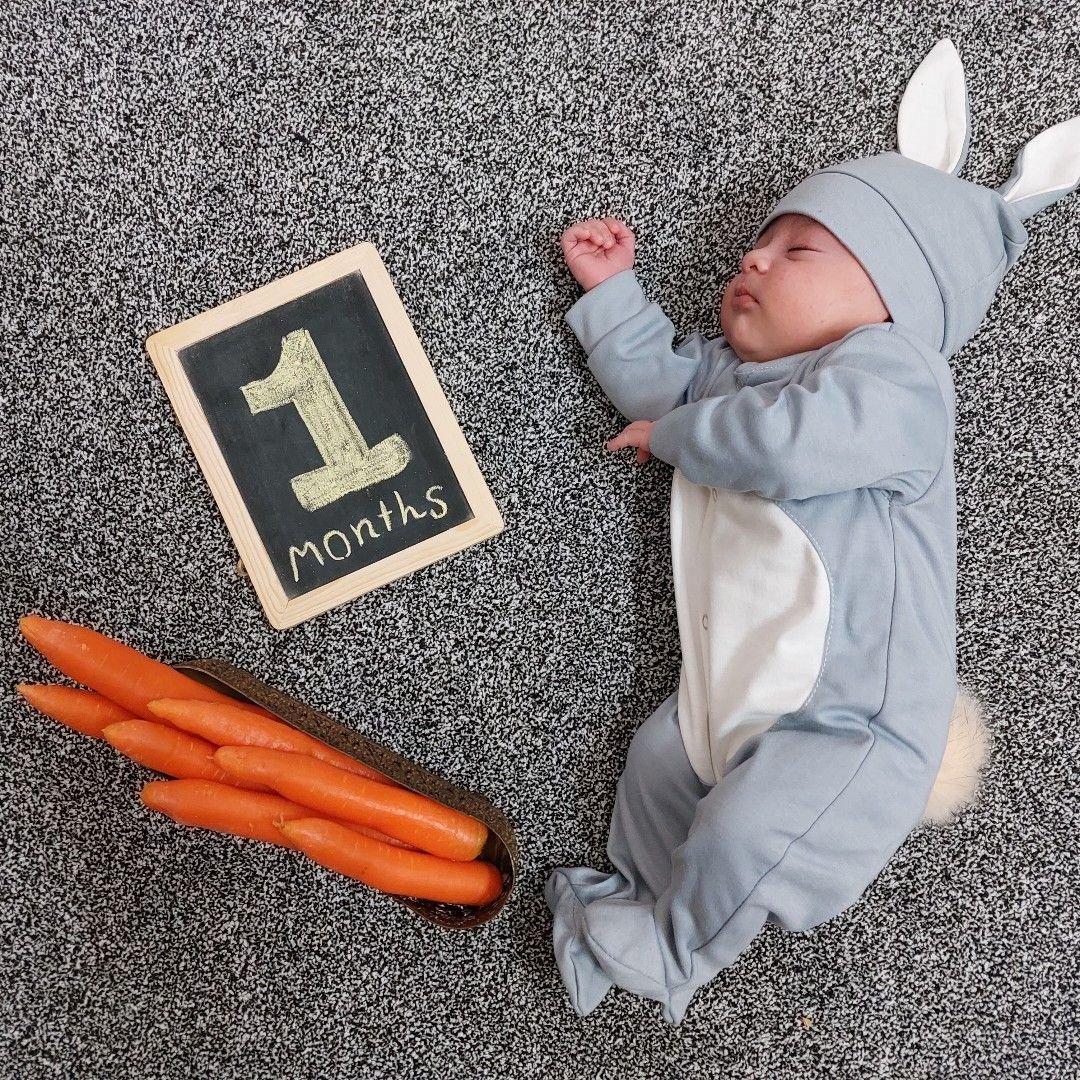 تخته-سیاه آدین صداقت