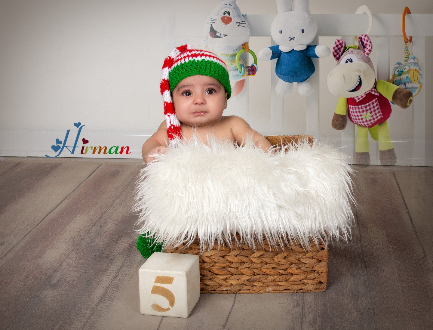 تم عکس پاییزی نوزاد هیرمان تاجیک