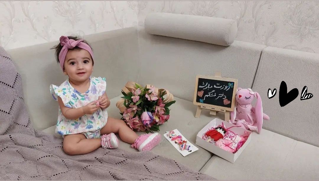 اولین نشستن نوزاد مایسا