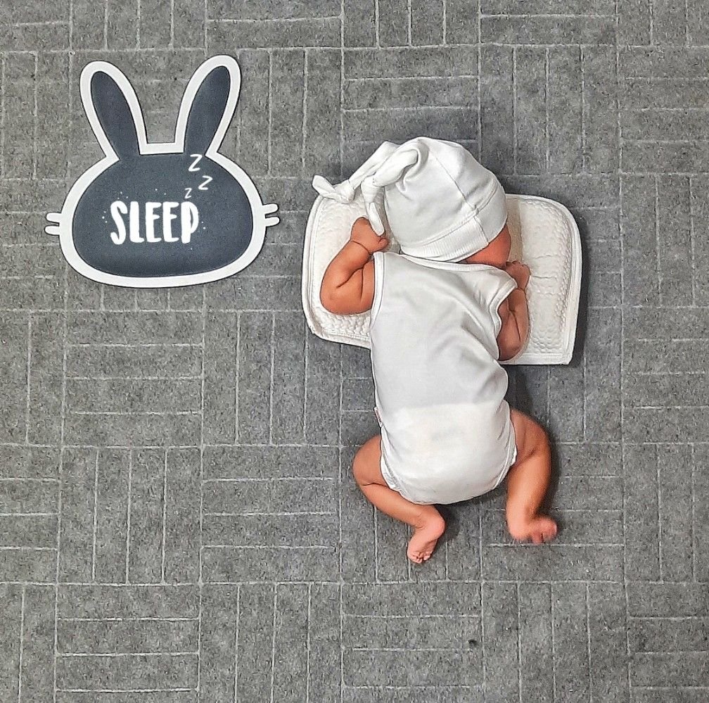 تخته سیاه خرگوشی اسرا