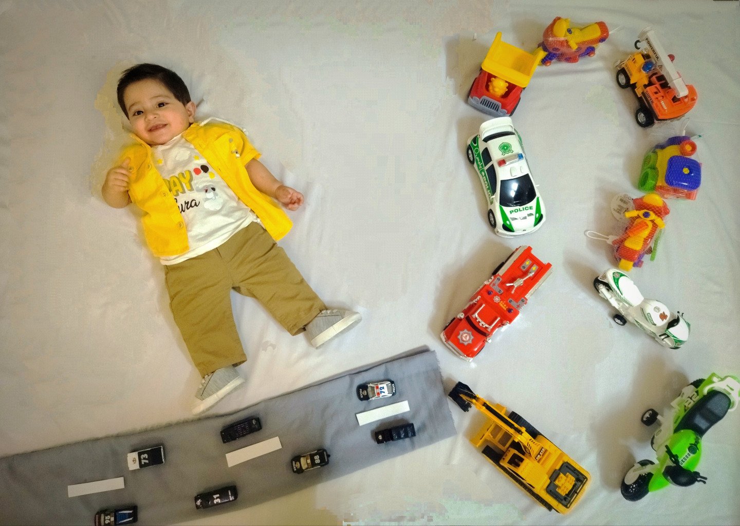 هشت ماهگی نوزاد حامی یادگاری