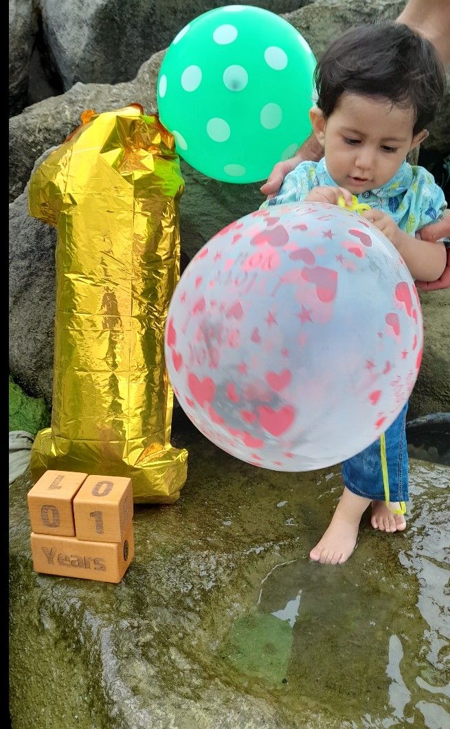 دوازده ماهگی نوزاد رادمهر مدنی