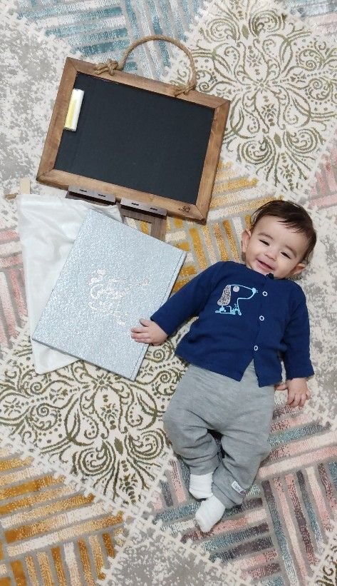 تخته-سیاه-فانتزی آریا عباسی نیا