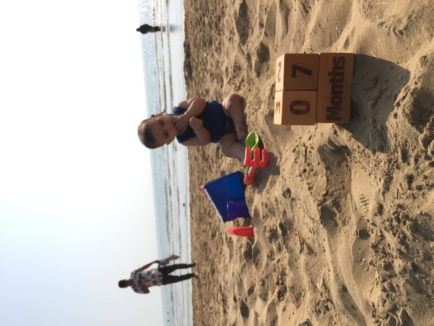 هفت ماهگی نوزاد آراز منيري