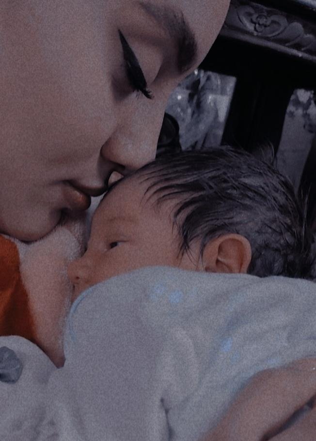 متولد شدن نوزاد آرسام محمودی