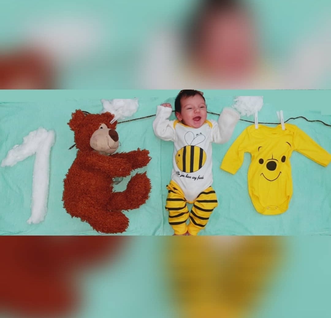 یک ماهگی نوزاد آرسام محمودی