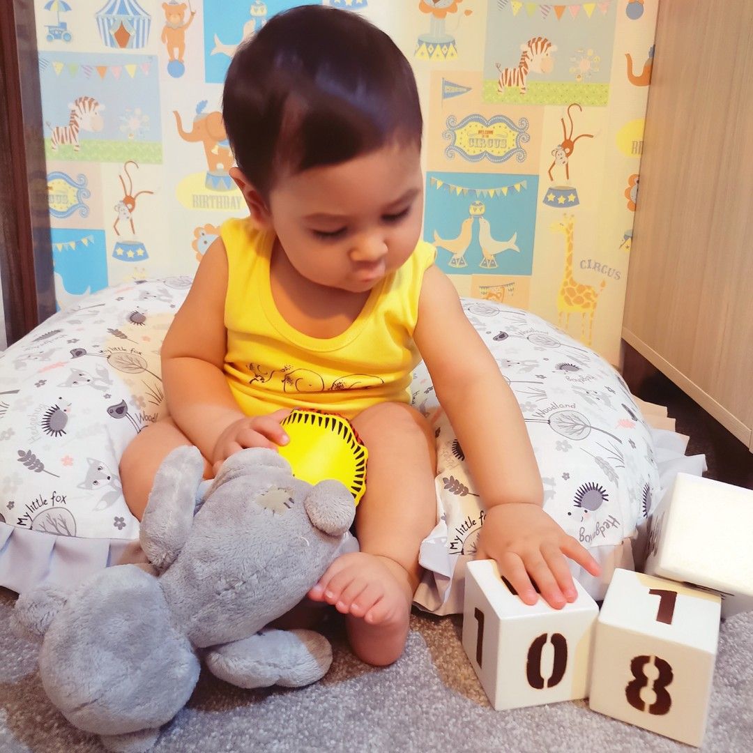 هشت ماهگی نوزاد کارن حجازیان