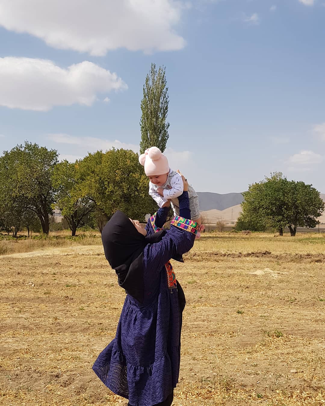 تم عکس تابستانی کودک مهرسا رضایی