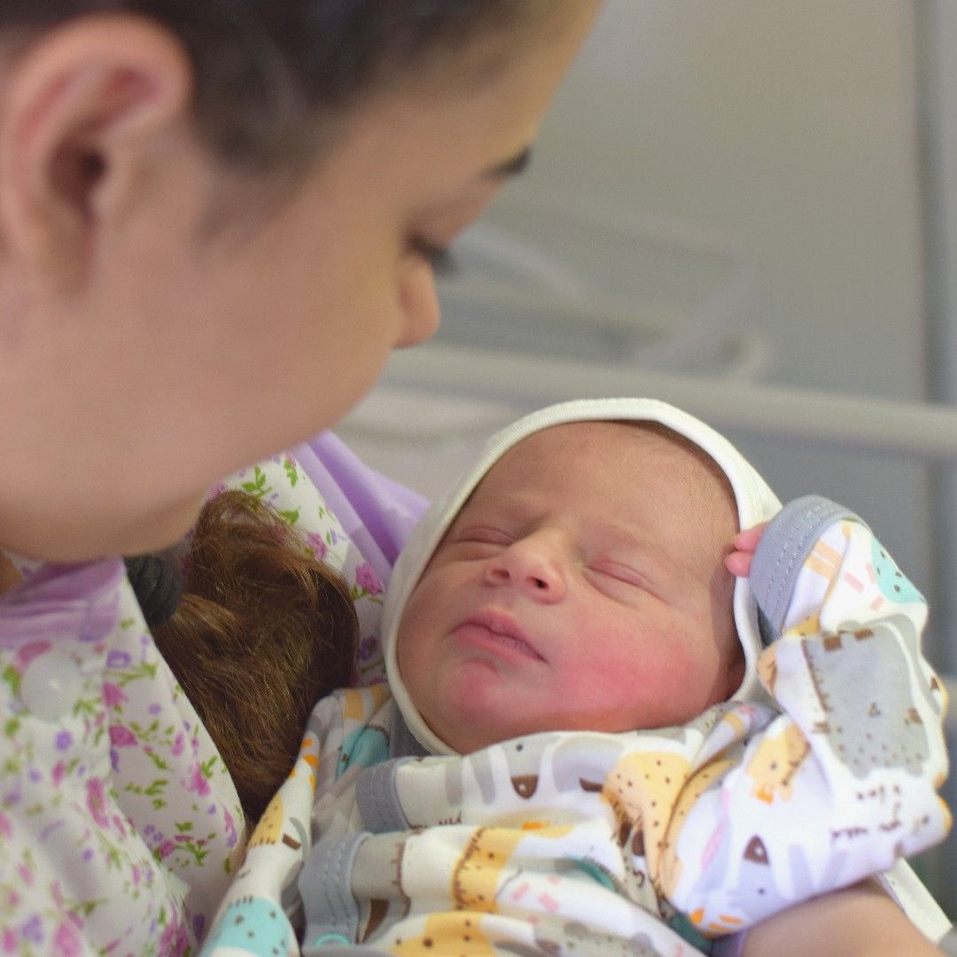 عکس مادر و کودک کیارش پیرحیاتی