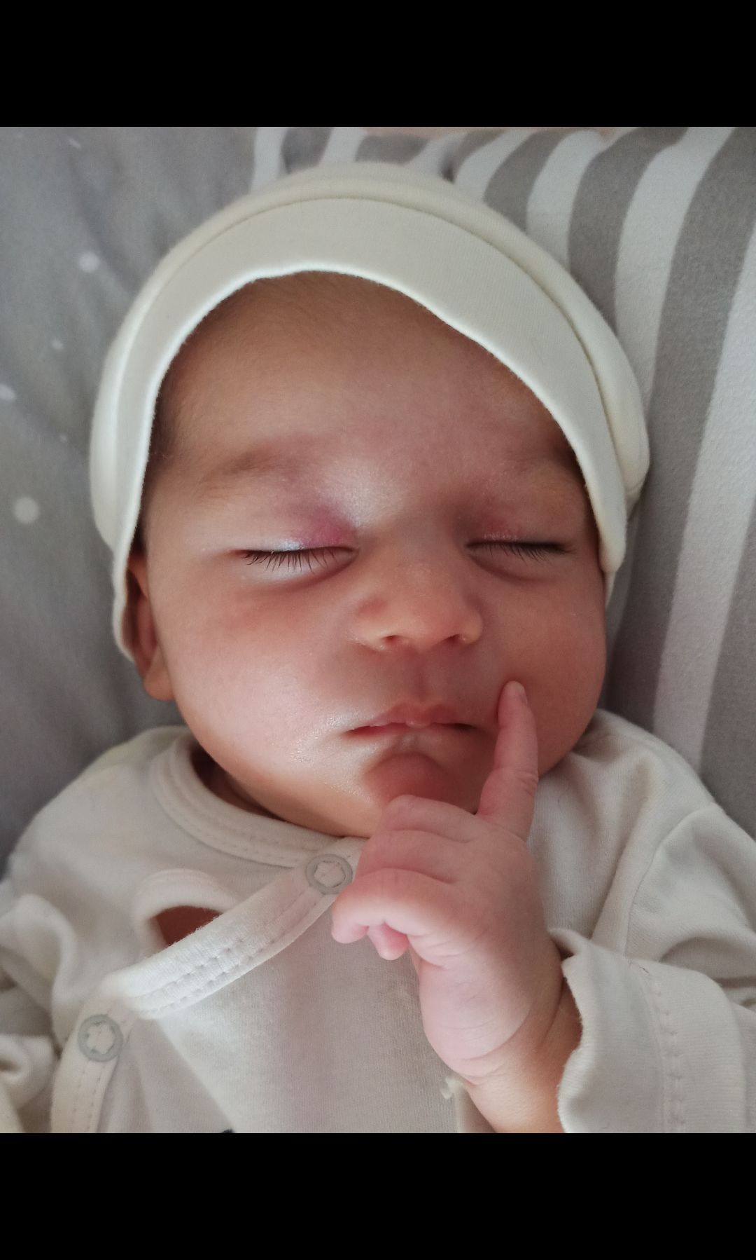 اجزای-صورت حسنا صالحی