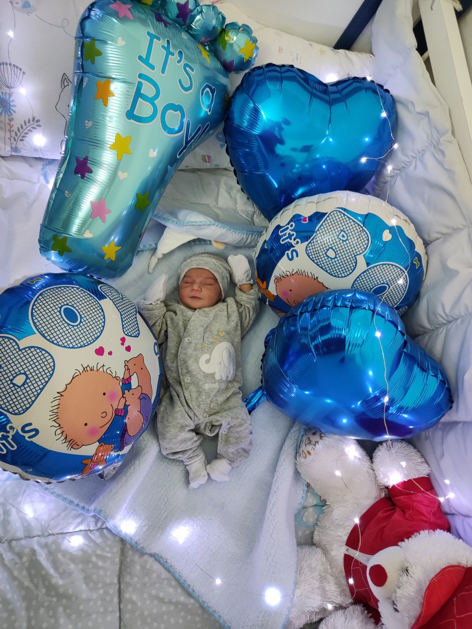 متولد شدن نوزاد رایان تن زده