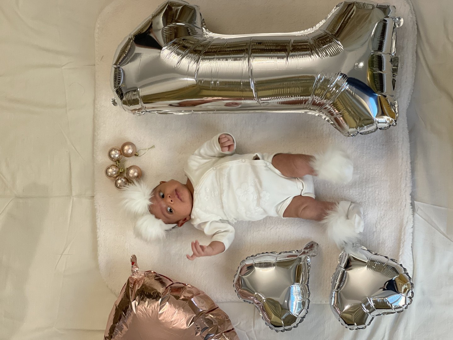 یک ماهگی نوزاد نلین خردمند