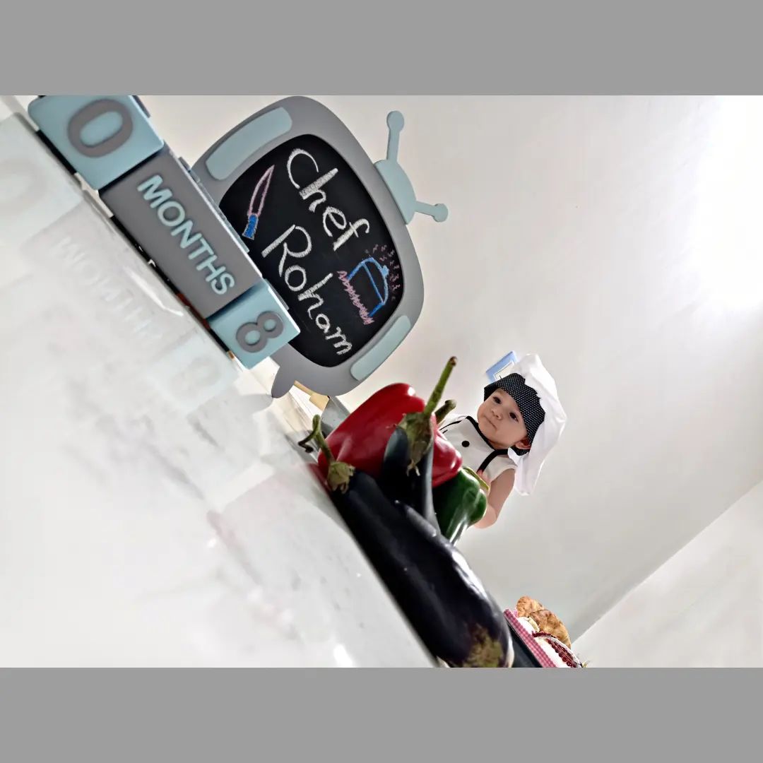 هشت ماهگی نوزاد رهام نقی زاده