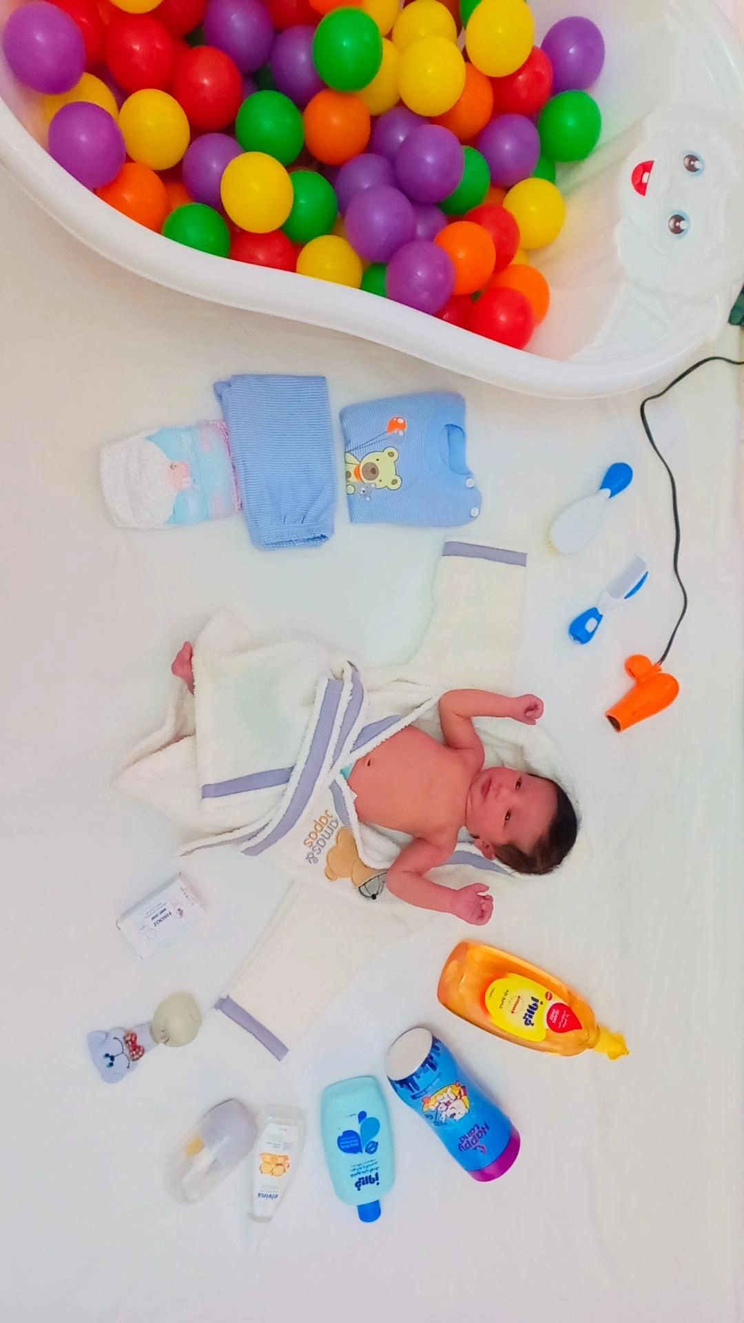 عکس نوزاد پسر آکای خجسته