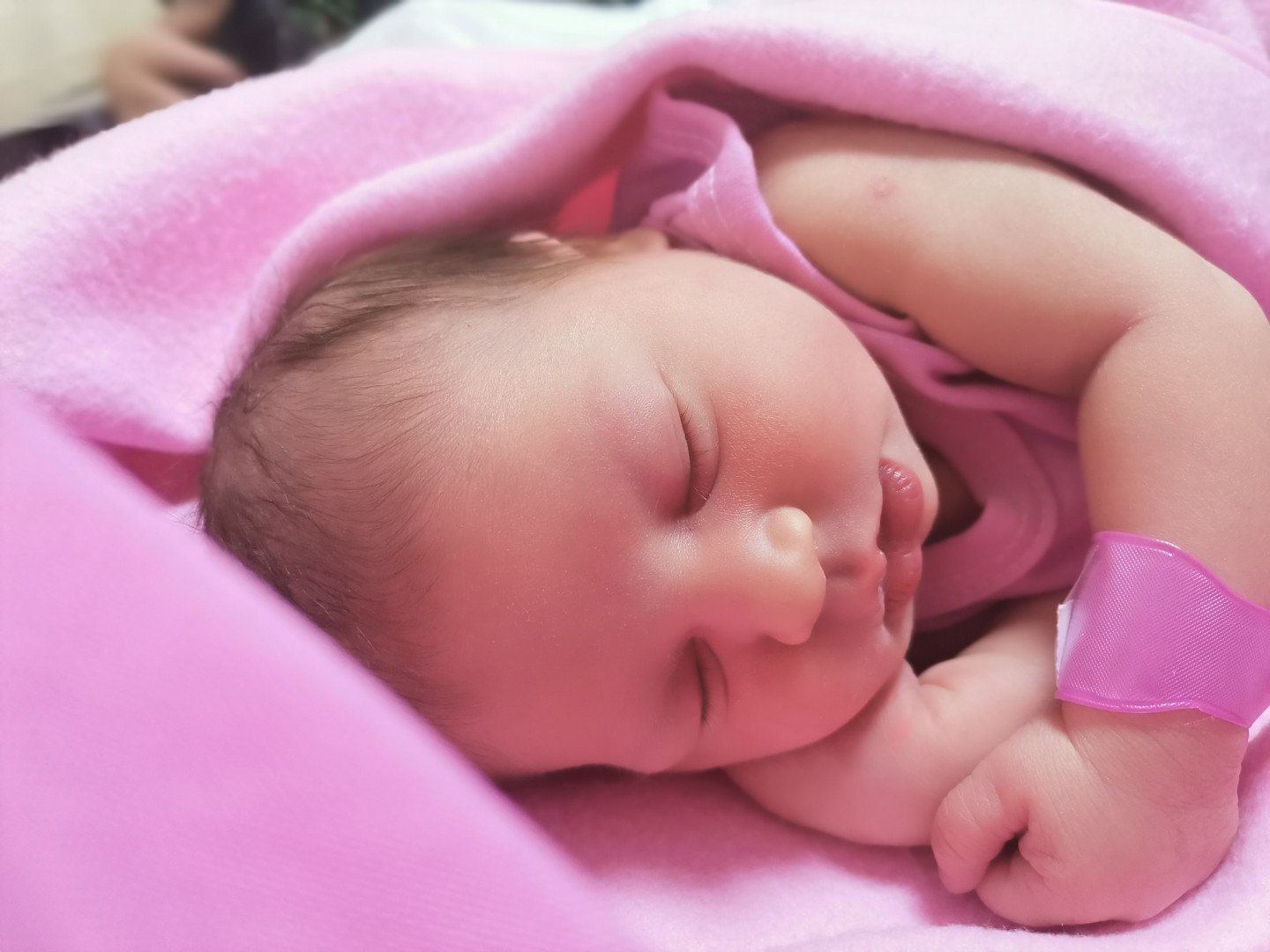 متولد شدن نوزاد جانان جلوخوانیان